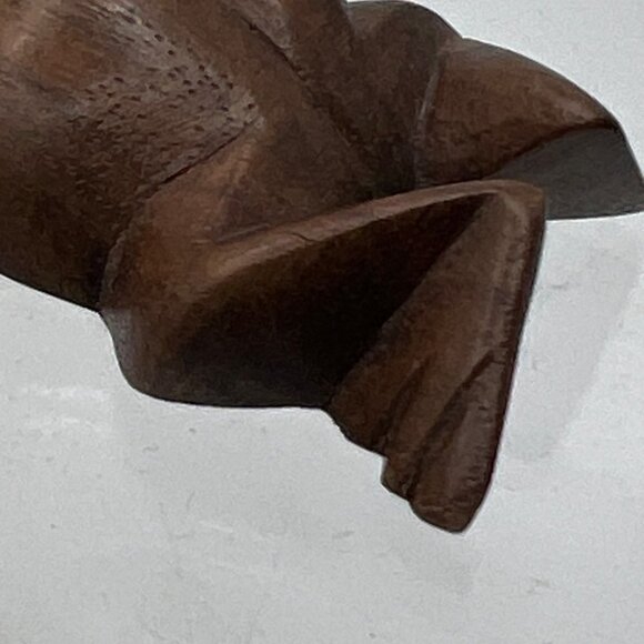 Vintage Wooden Frog Figurine, Hand Carved, Frog Collectibles, Frog Decor, Frog E - Picture 6 of 11